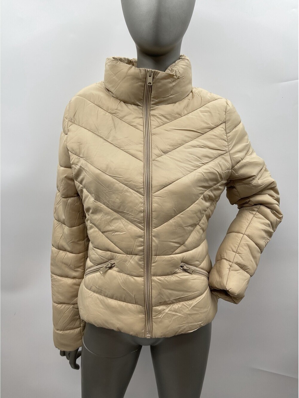 NWT Love Tree Women’s Full Zip Long Sleeve Puffer Jacket, Color Khaki Size M